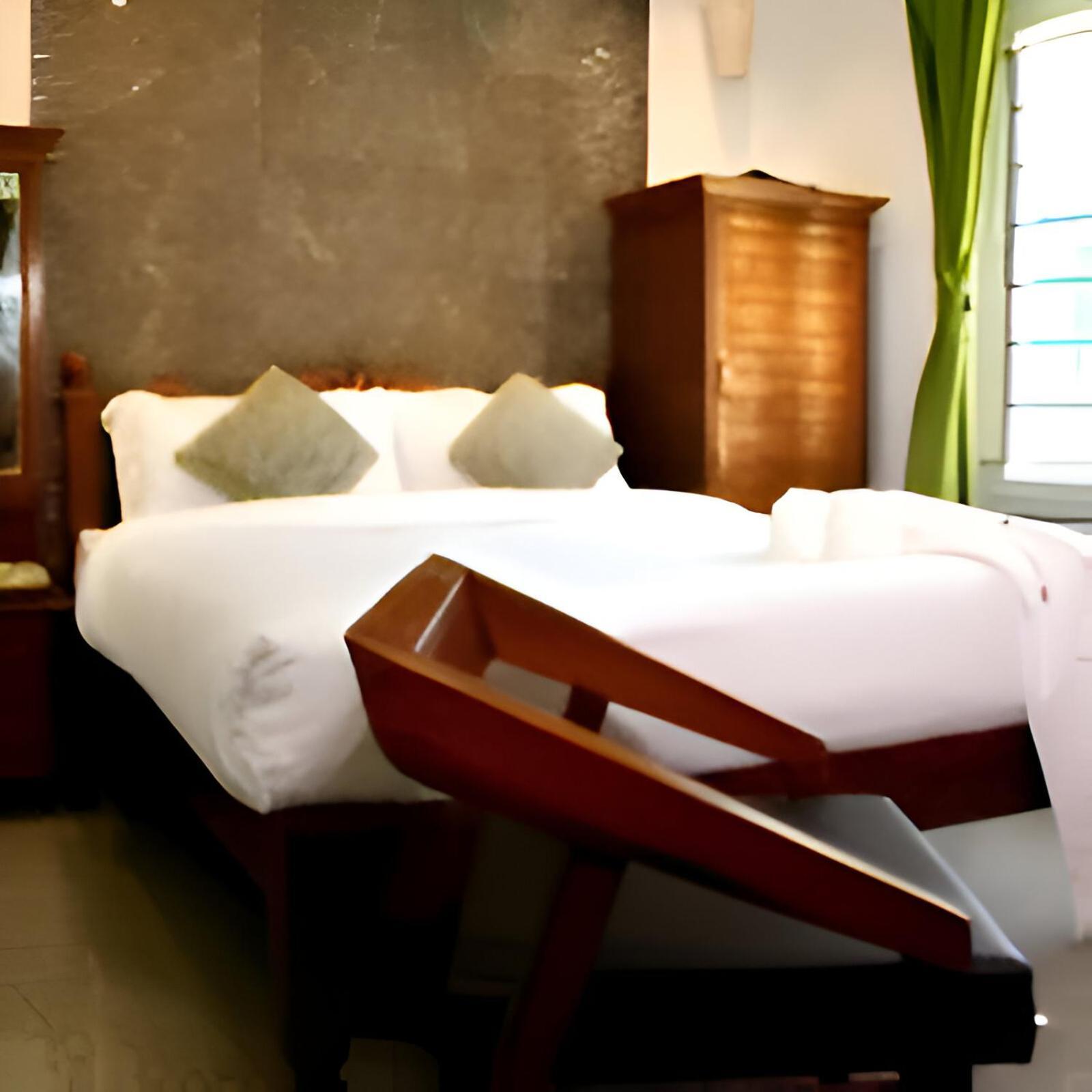Le Holiday Inn Pondicherry Exterior foto