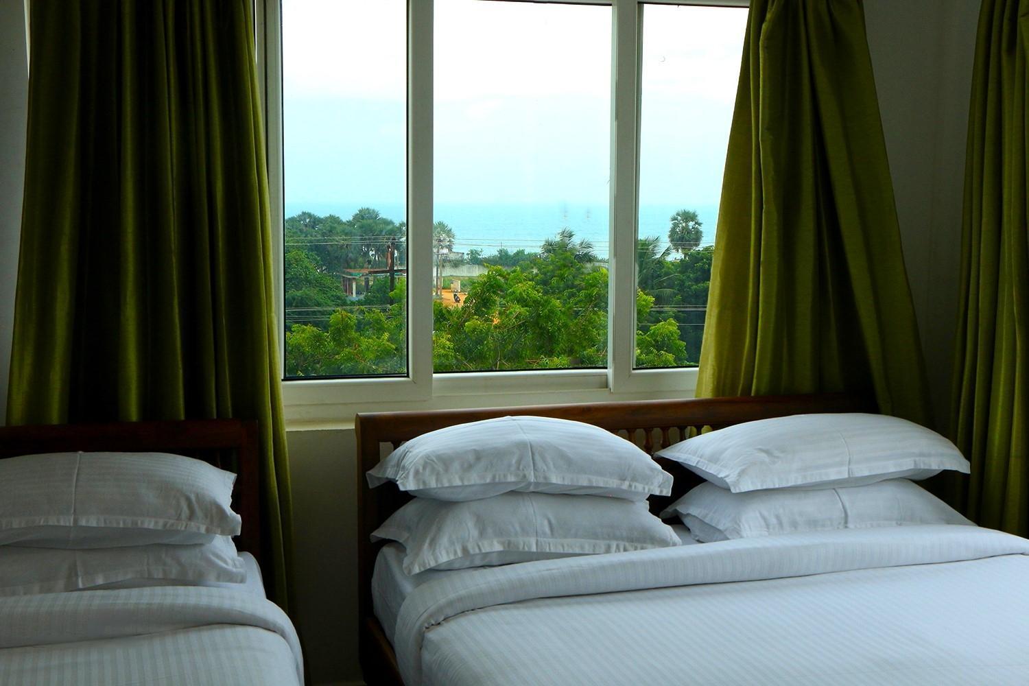 Le Holiday Inn Pondicherry Exterior foto