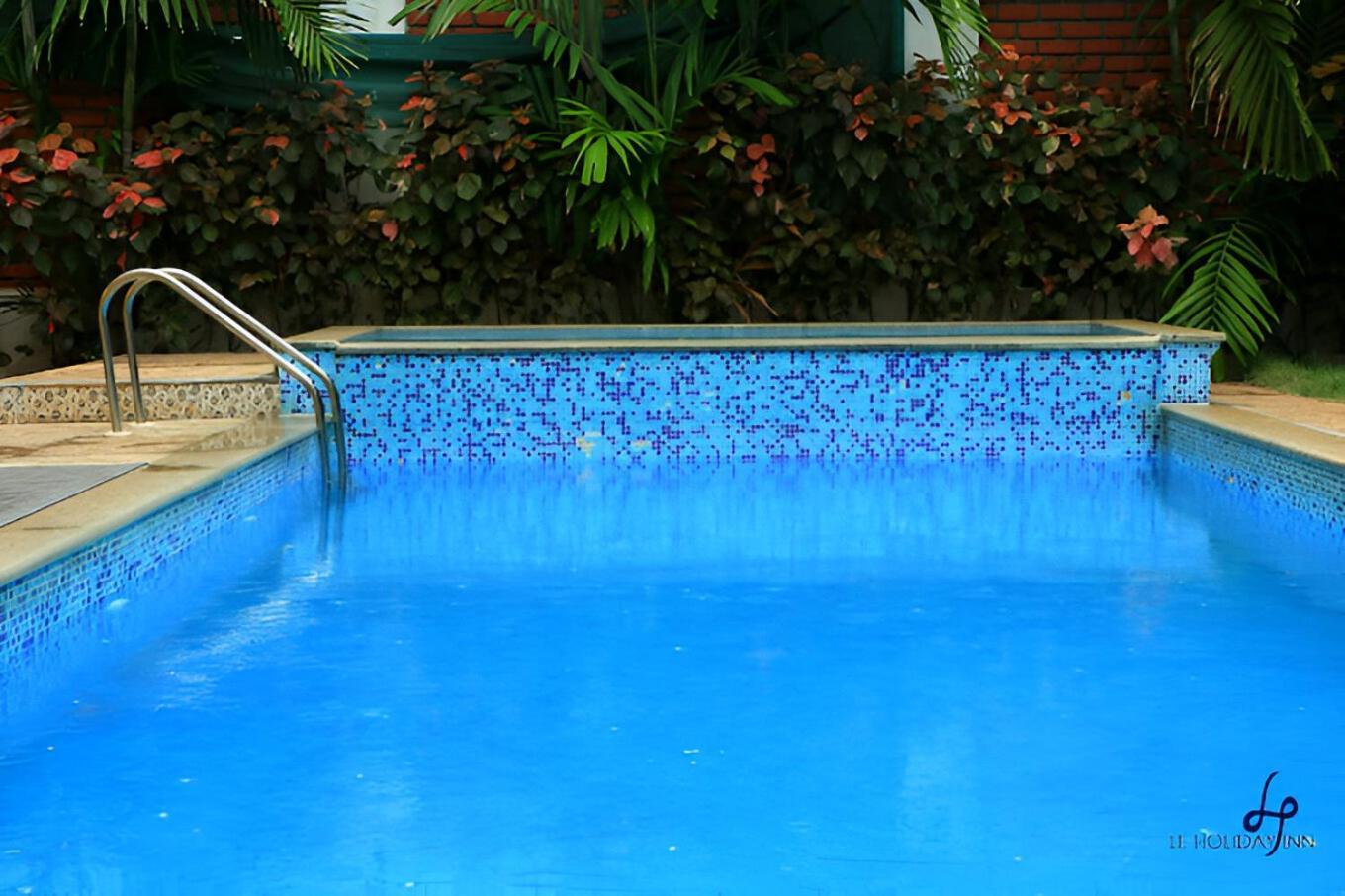 Le Holiday Inn Pondicherry Exterior foto