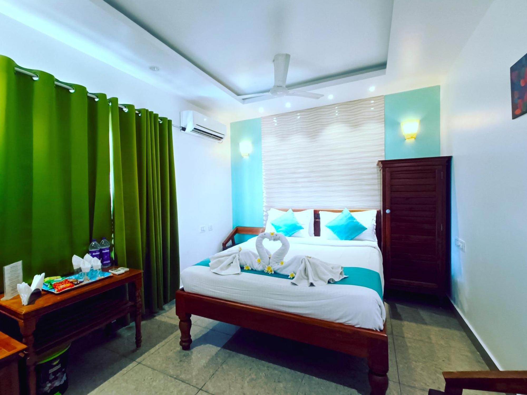 Le Holiday Inn Pondicherry Exterior foto